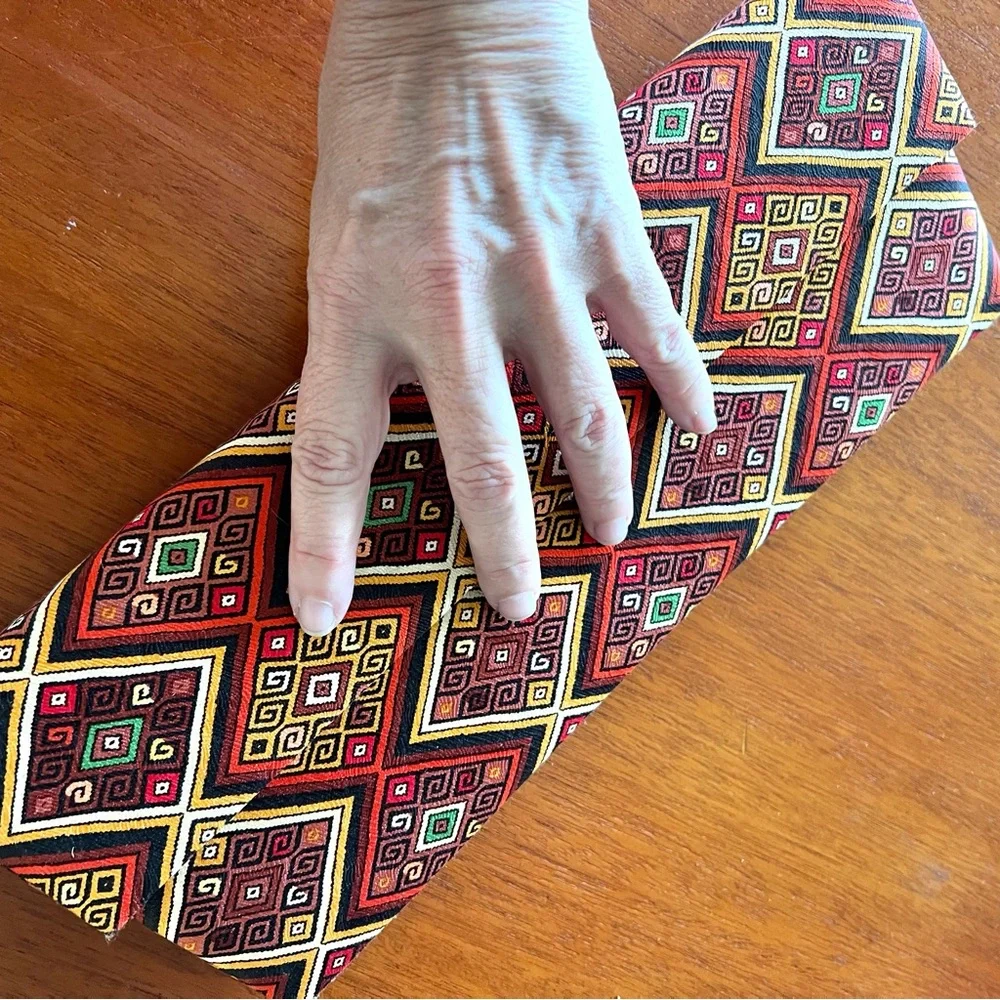 Pineda Covalin Clutch Geometric Patterned - Picture 5 of 12